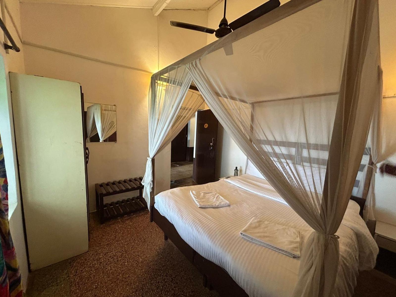 Ocean View Goan Beach House Calangute Exterior foto