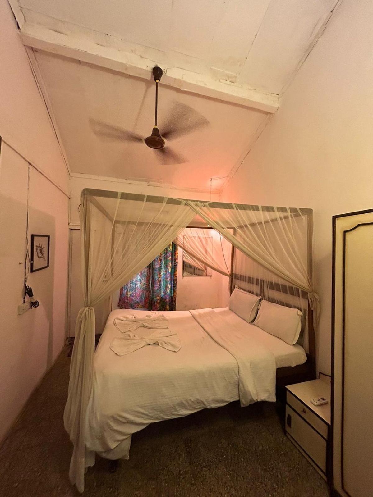Ocean View Goan Beach House Calangute Exterior foto